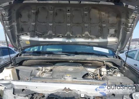 2011 Toyota Tundra Grade 5.7L V8 из США, поврежденный, VIN 5TFDW5F17BX194002